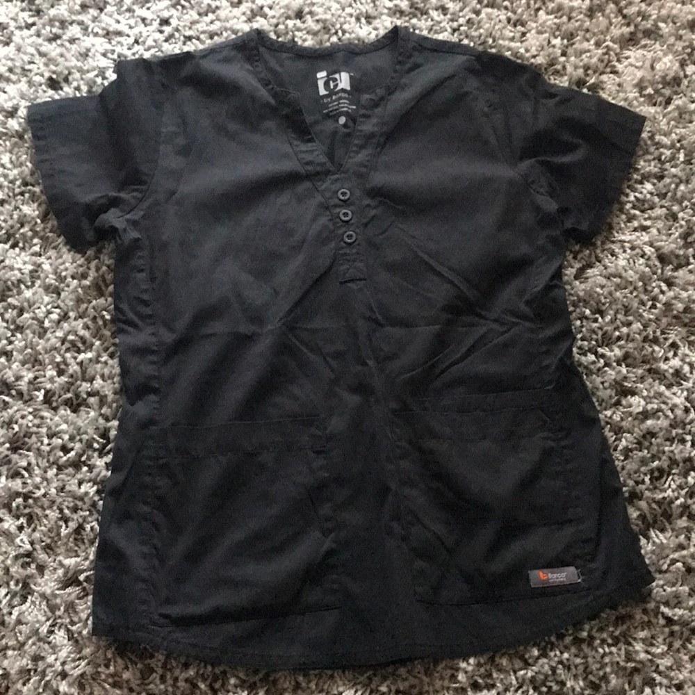 Barco scrub top